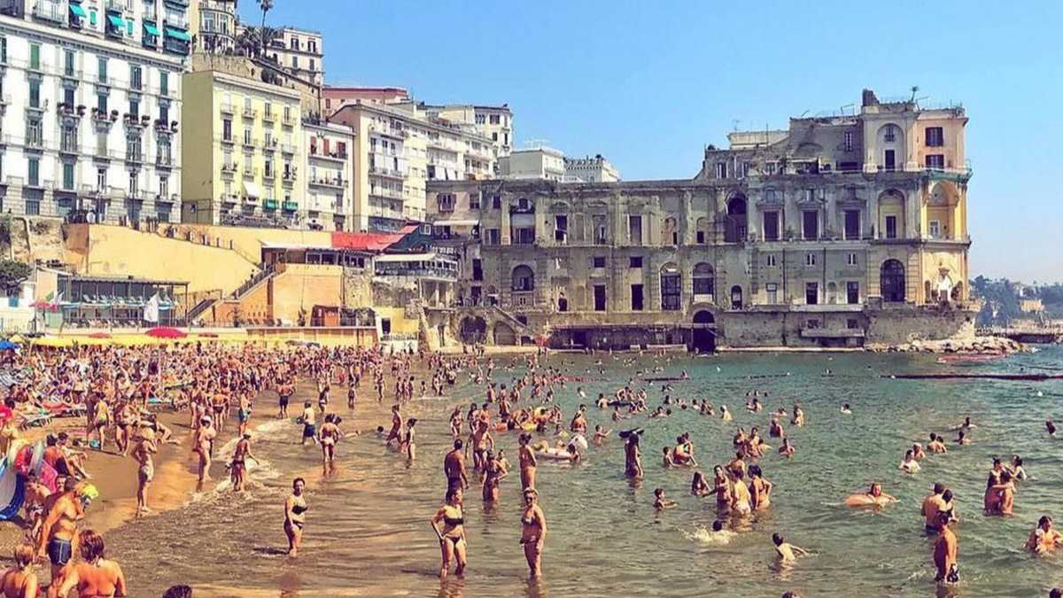 Le Spiagge più Belle di Napoli: Un Paradiso da Scoprire
