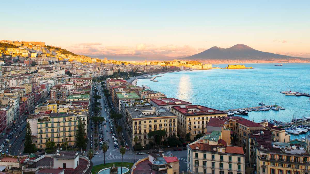 I migliori trekking vicino a Napoli: avventure nella natura